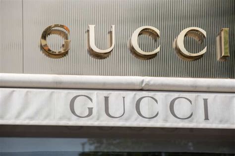 is gucci owned by lvmh|owner of gucci net worth.